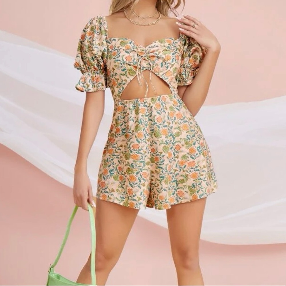 Puff sleeve Romper